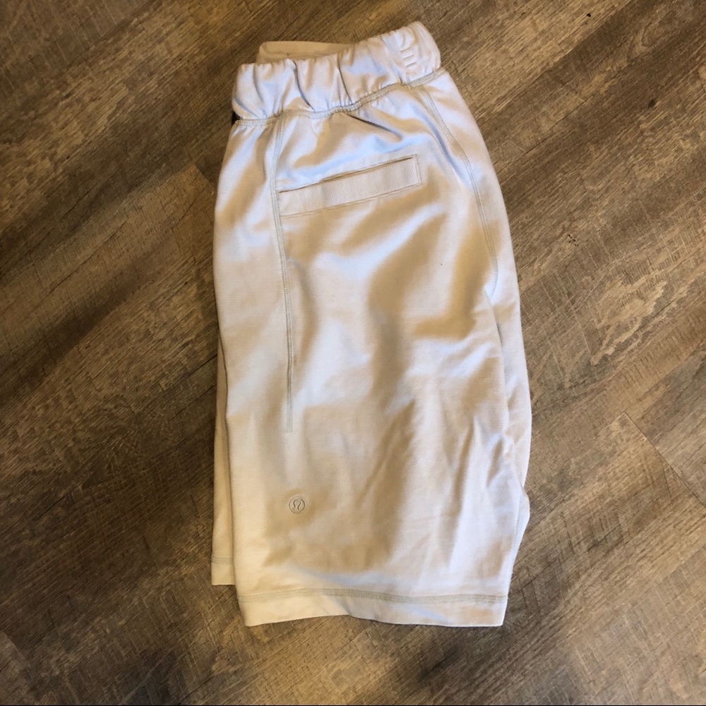 Men’s lululemon shorts